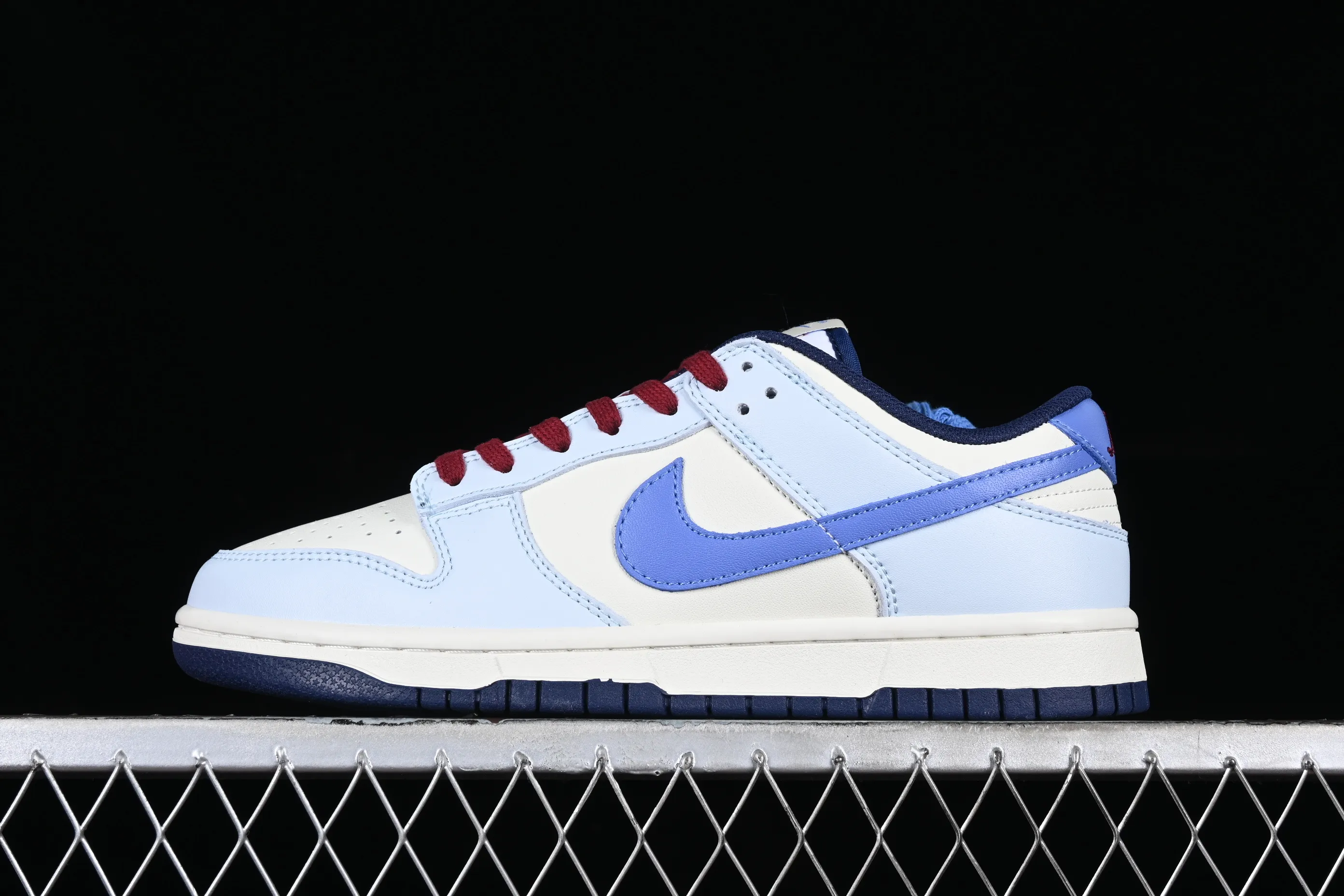 All categories Nk SB Dunk series Nk SB Dunk Low low-top sneakers F version Nk Dunk Low Milan SB low-top casual sneakers FV8113-141